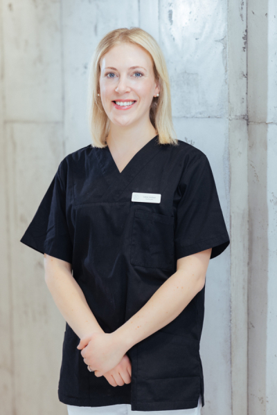 Lena Weber - Fachärztin für Dermatologie und Venerologie